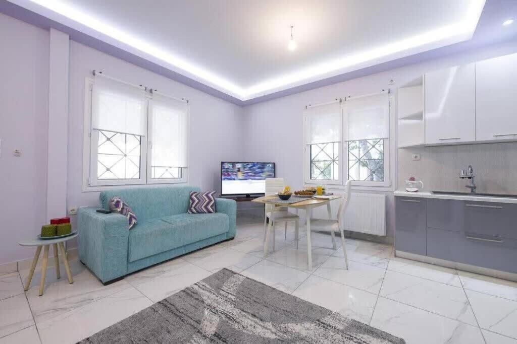 Modern Fully-Equipped House, 5 Min Walk From Metro Villa Atina Dış mekan fotoğraf